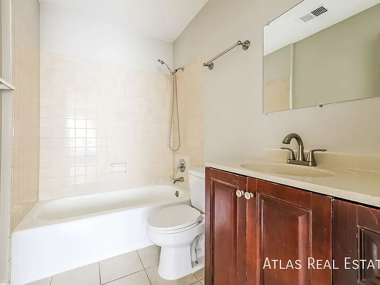 842 S Uravan Ct #C — Photo 7