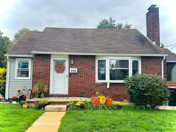 818 Price Ave, Glendora, NJ 08029