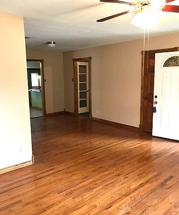 5th image of 514 Williamsburg Pl