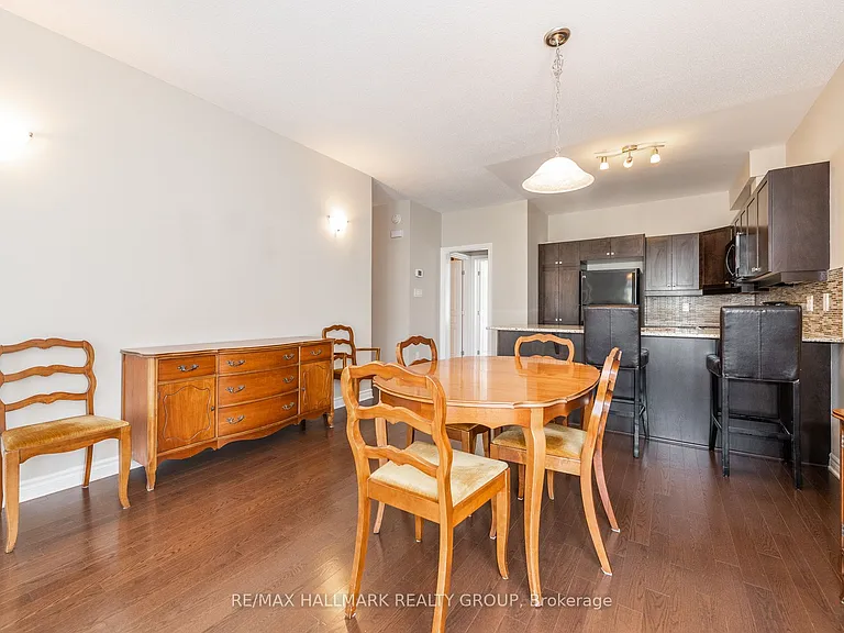 226 Kinghaven Cres — Photo 3
