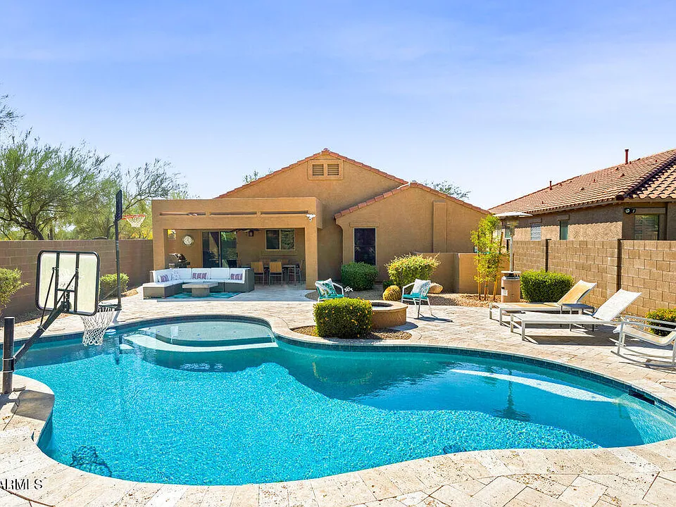 4320 E Vista Bonita Dr