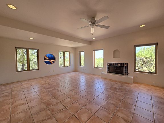 5th image of 1310 Lejano Ln #A