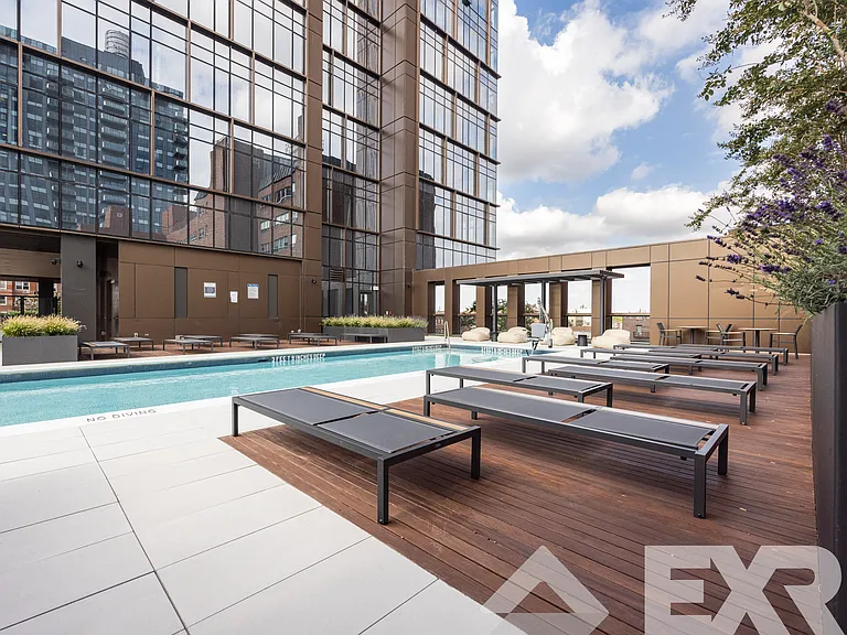 2230 Cropsey Ave #2602 — Photo 8