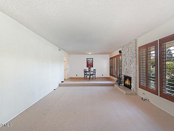 5th image of 1476 Warwick Ave
