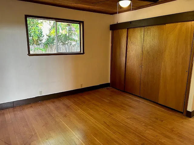 1116 Commercial St — Photo 12