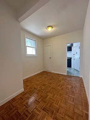 Rented by Peter R. Hungerford, LREB | media 16