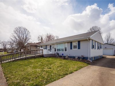 752 3rd St SW, New Philadelphia, OH, 44663