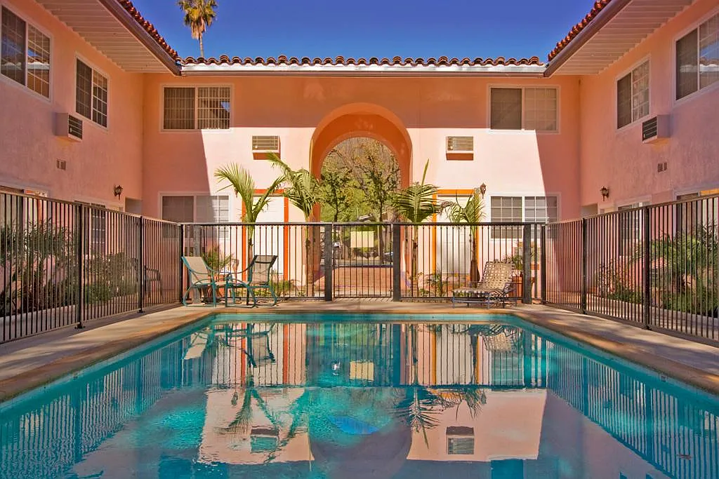 1 bed, $2,375 — Photo 1