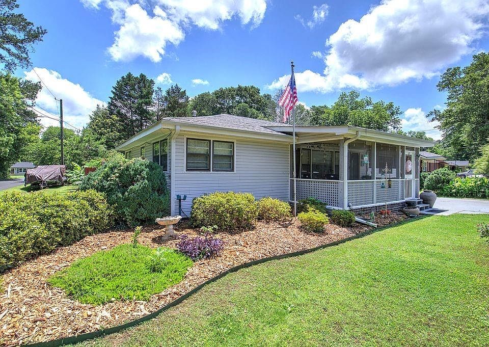 1st image of 115 Lindsey Dr