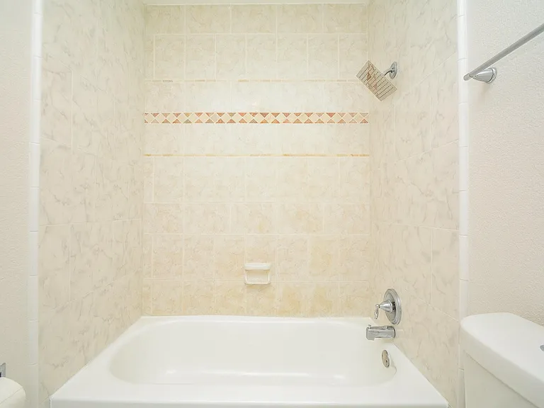 13282 Trail Hollow Dr — Photo 22