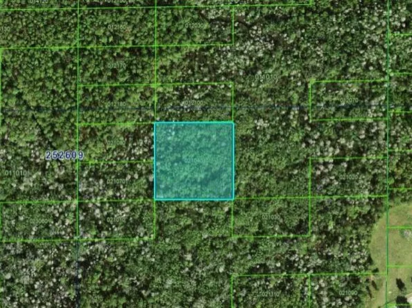 N Commonwealth Ave N #E-194, Polk City, FL 33868