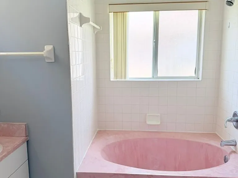 20 Palm Ln — Photo 9