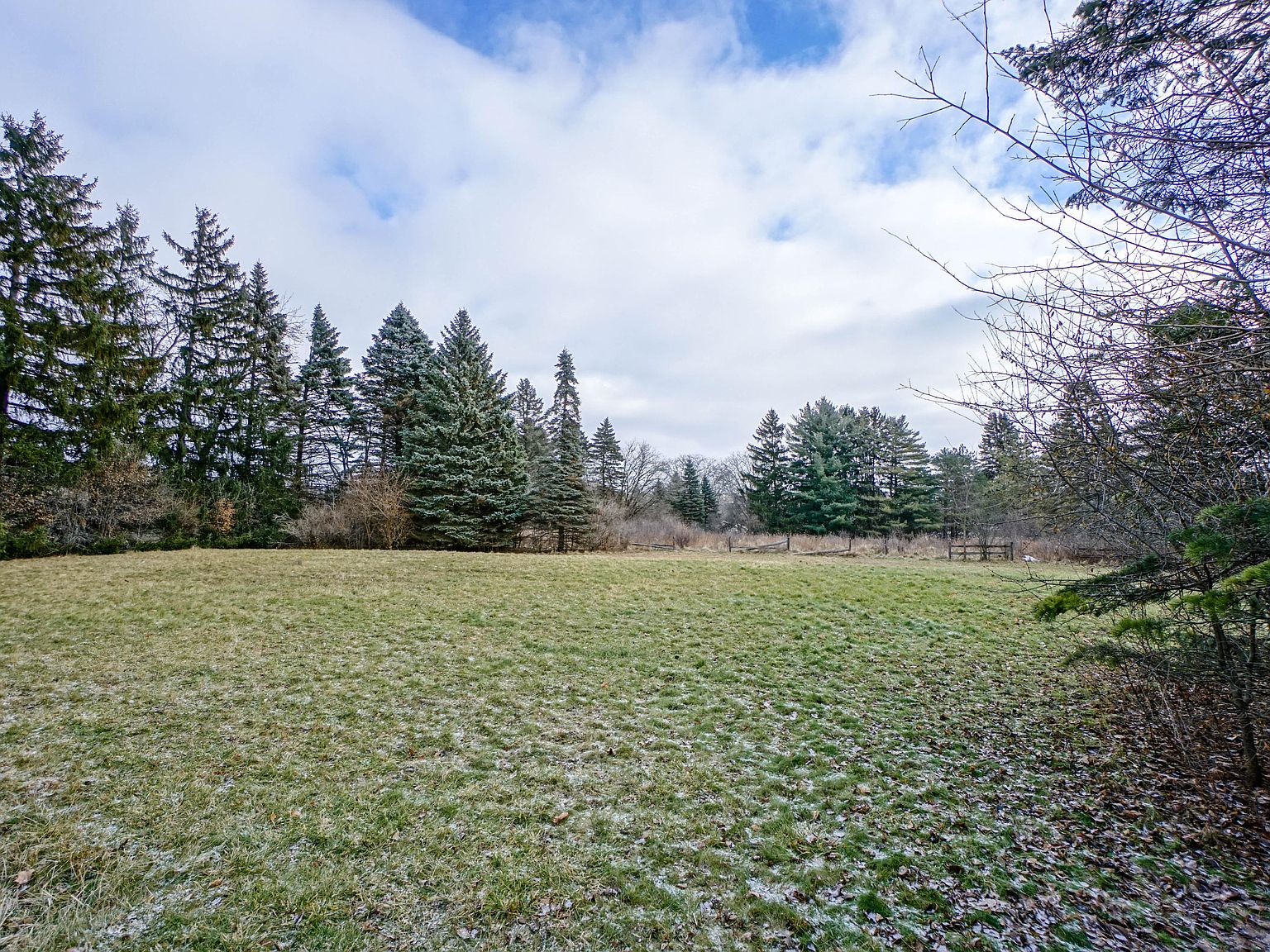 3260 Pilgrim Rd, Brookfield, WI 53005 Zillow