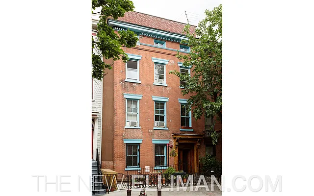 Rented by Douglas Elliman | media 10