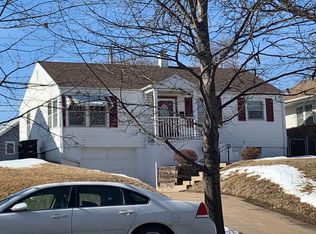 6750 Florence Blvd, Omaha, NE 68112