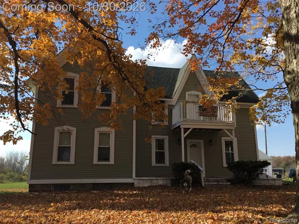 7709 Silverwood Rd, North Branch, MI 48461