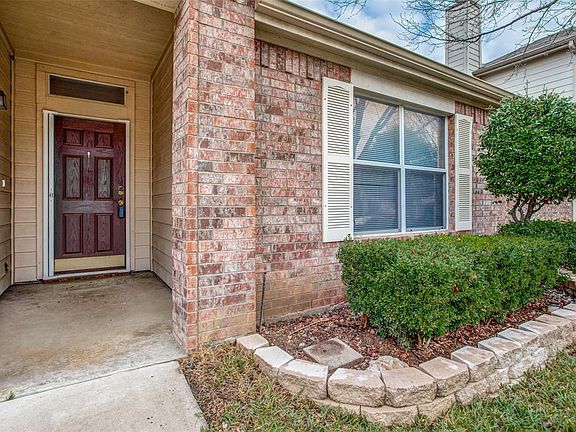 3rd image of 8333 Horse Whisper Ln