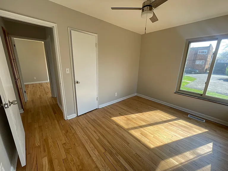 18953 Hilliard Blvd #4 — Photo 17
