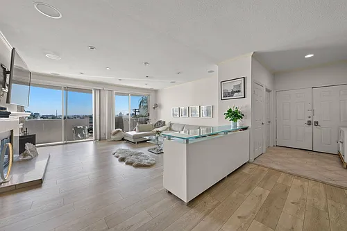 11535 Rochester Ave #301 Photo 1
