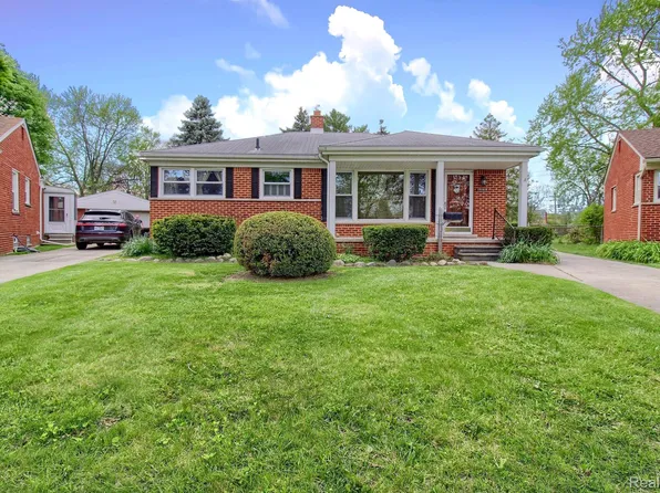 17169 Englewood Ave, Allen Park, MI 48101