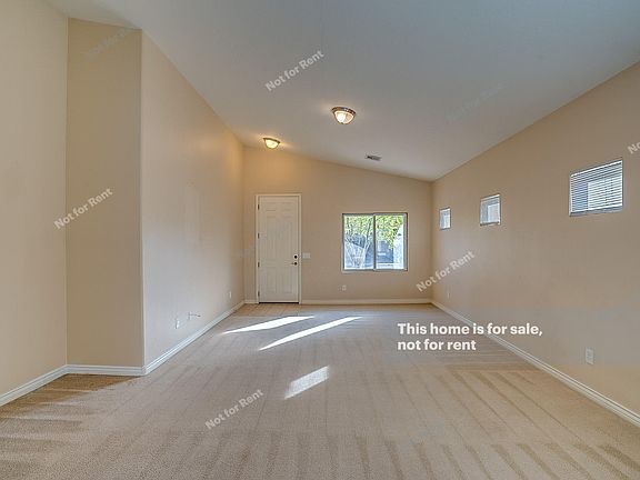 2nd image of 1178 E Jardin Dr