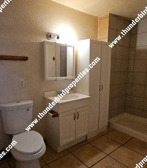 4700 Central Ave SW — Photo 9