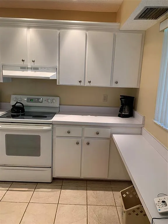 2 bed, 2.0 bath, 1112 sqft, $3,700 — Photo 3