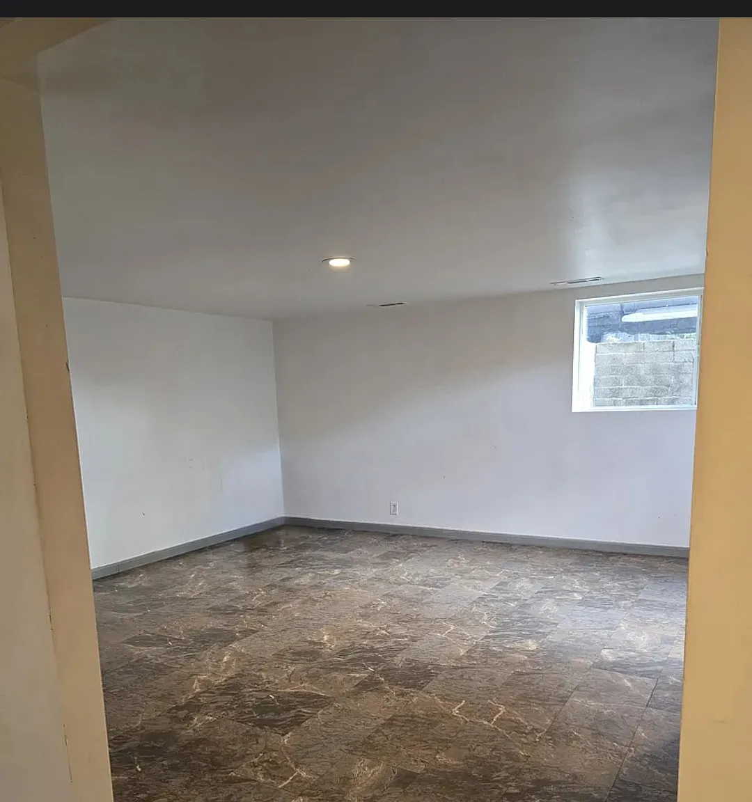 S 9050 W, Magna — Photo 1
