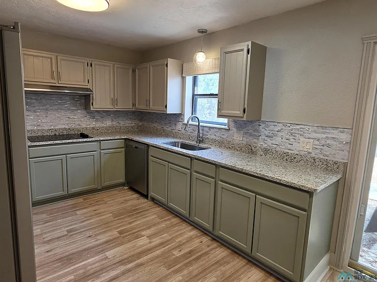 2125 Circlewood Pl — Photo 8