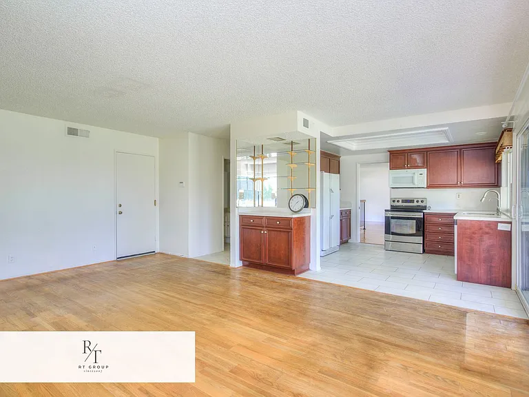 2352 Birch Log Way — Photo 8