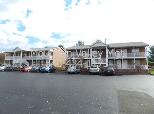 167 North St APT 13, Elkton, VA 22827