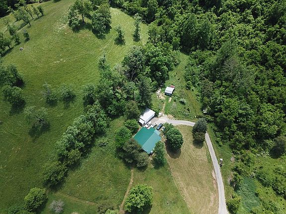 4th image of 131 Bellomy Dr