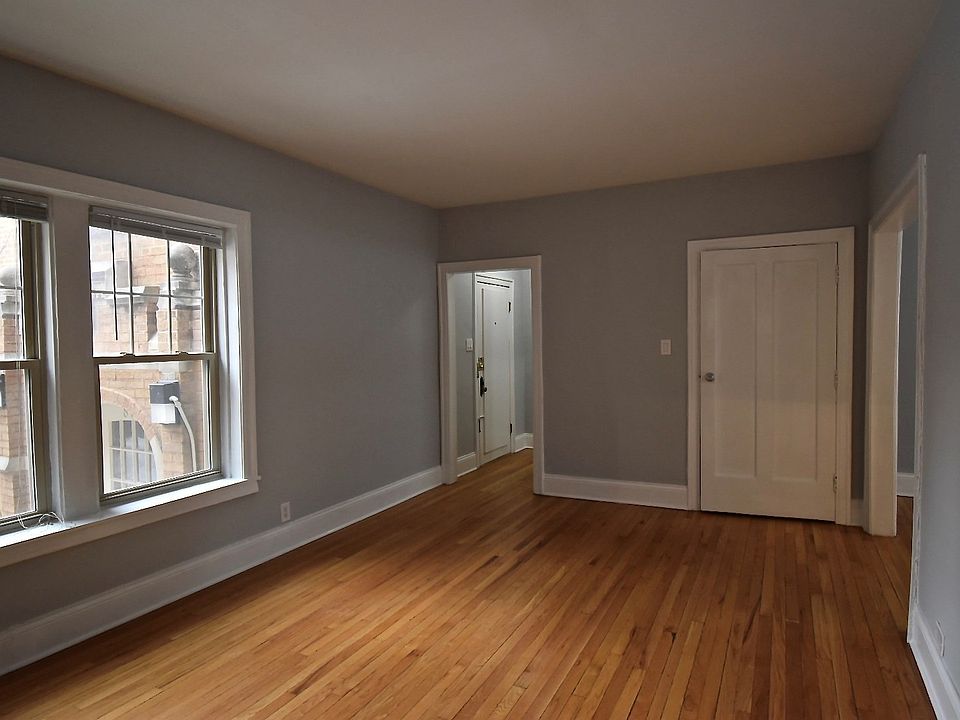 1st image of 813 Seward St APT 1N