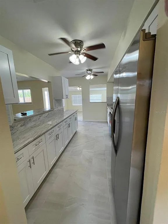 3 bed, 2.0 bath, 1696 sqft, $2,495 — Photo 4