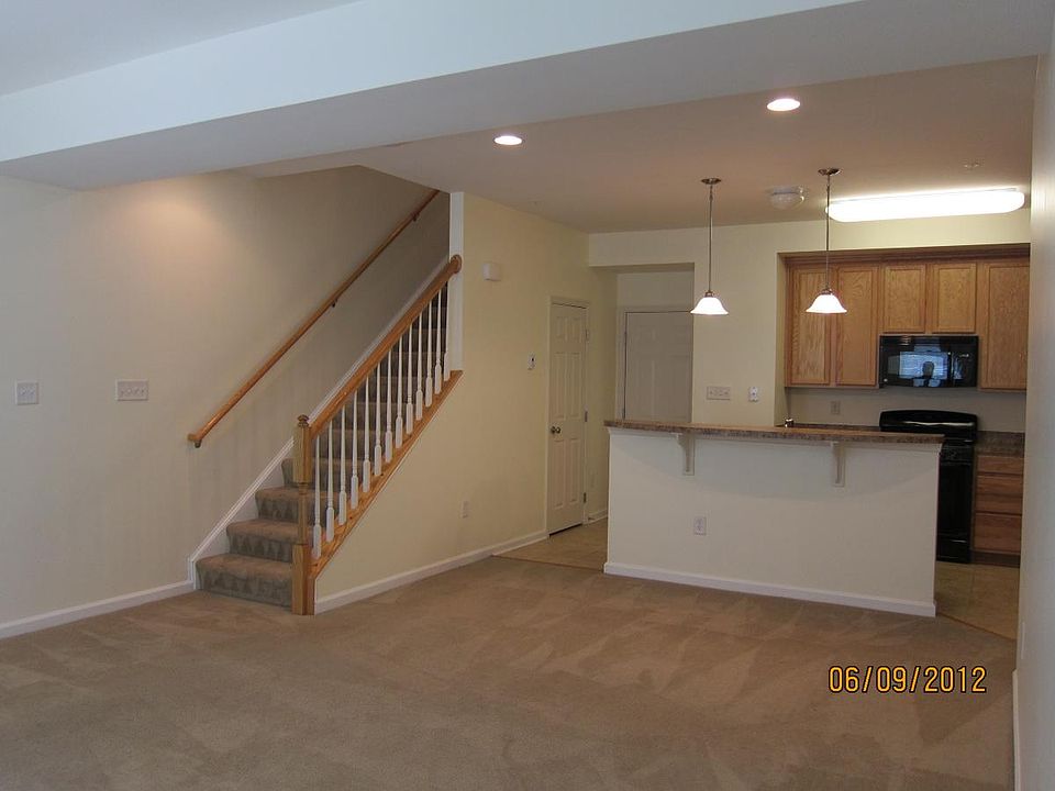 Living and Dining are from enterance