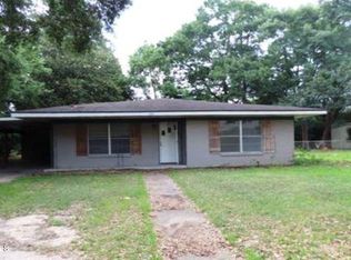 350 S 13th St, Eunice, LA 70535