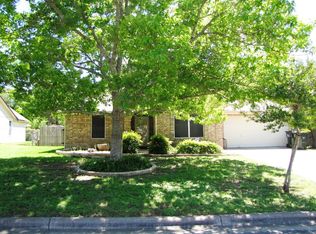 206 E Valley St, Georgetown, TX 78626