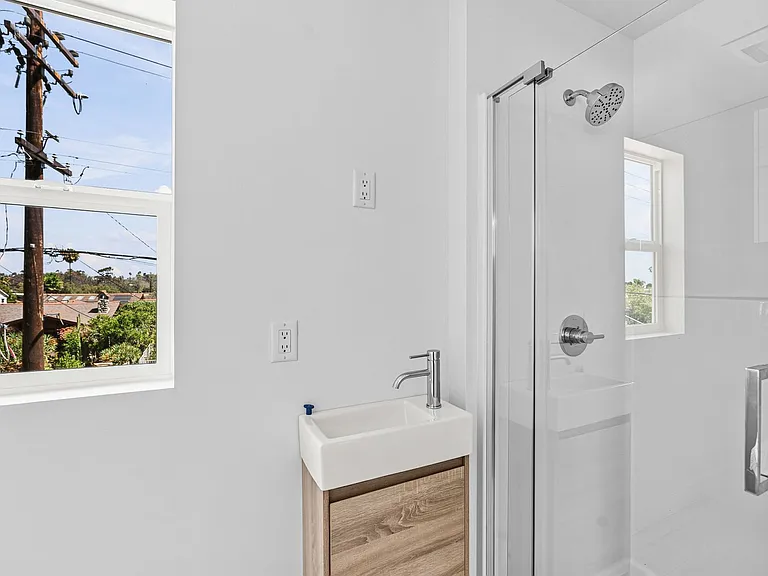 1259 Lincoln Ave — Photo 33