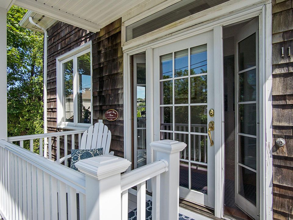11 Crescent Rd 2, Middletown, RI 02842 Zillow