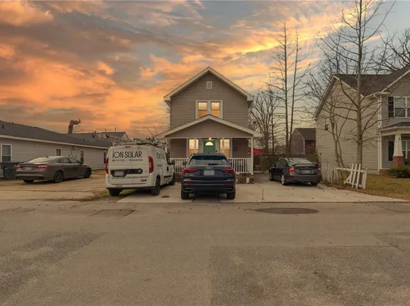 8911 London St, Norfolk, VA 23503