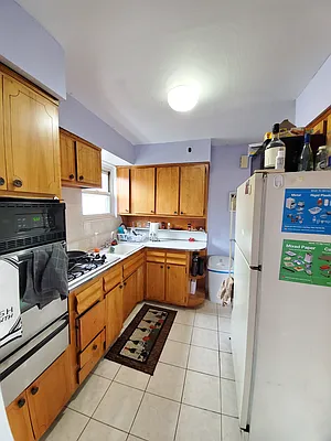 Rented by Astoria Realty | media 2