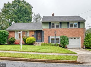 1917 Lismore Ln, Baltimore, MD 21228