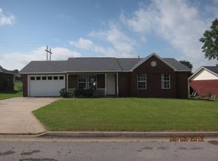 703 Sandstone Dr, Van Buren, AR 72956