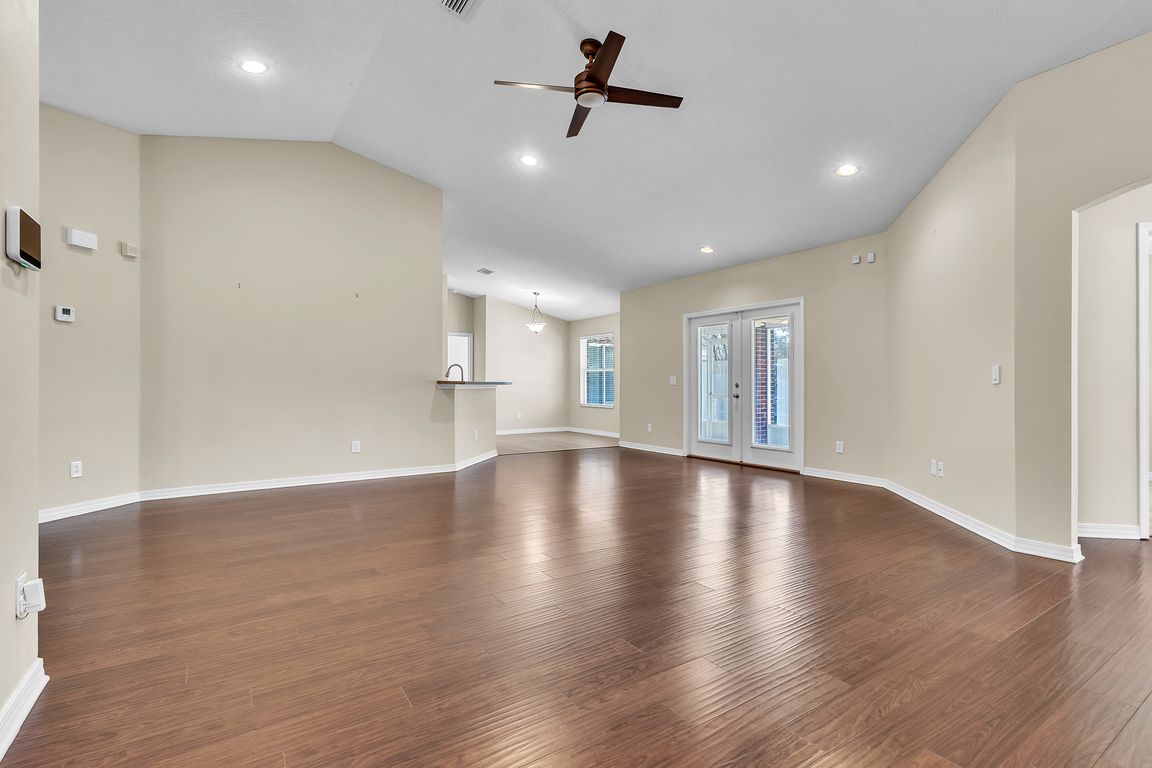 next background image