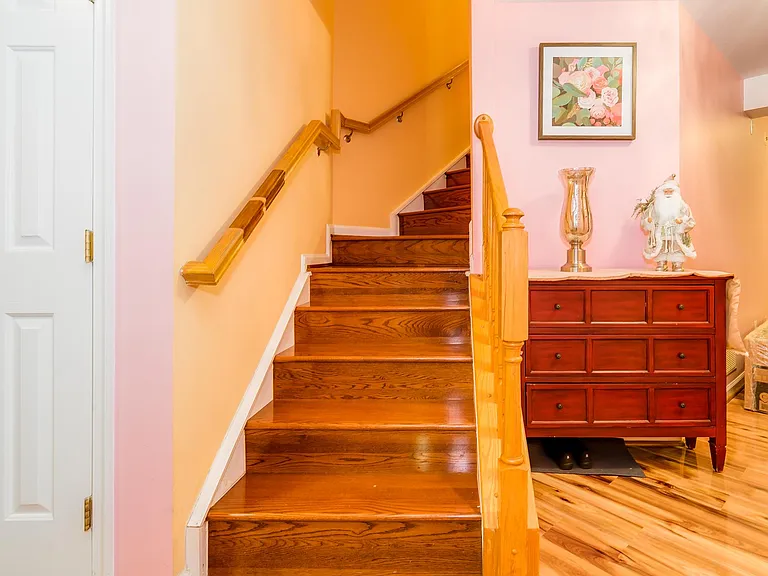 13665 Saint Johns Wood Pl — Photo 4
