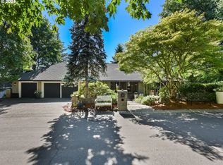 18320 Delenka Ln, Lake Oswego, OR