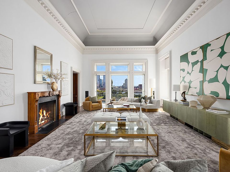 1st image of 450 E 52nd St APT 11