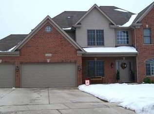 14124 S Thornberry Ct, Plainfield, IL 60544