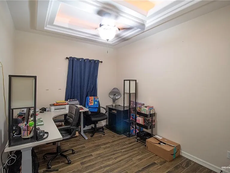 2901 E Imperial Oaks Dr — Photo 11