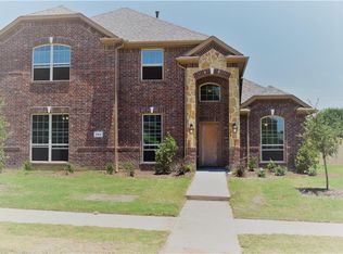804 Spindletop Rd, Desoto, TX 75115